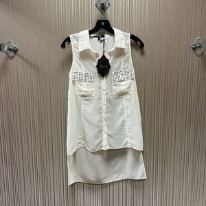NWT BLACK - cream Sleeveless Button-Up Blouse